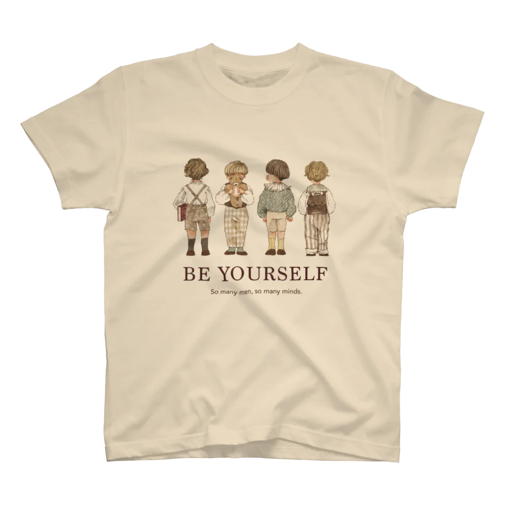 mopicoのアンティークな男の子たち Regular Fit T-Shirt