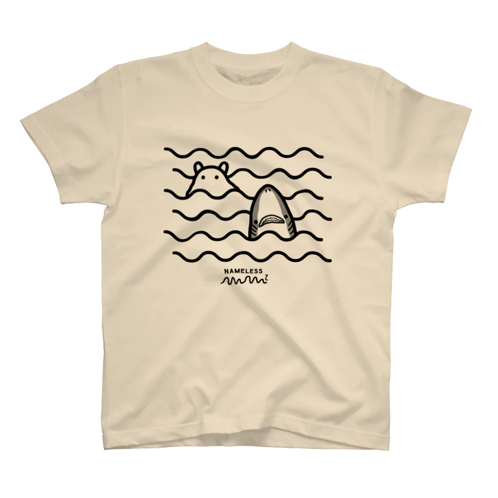 サメとメンダコ[namelessmm2]の波間のサメとメンダコ スタンダードTシャツ