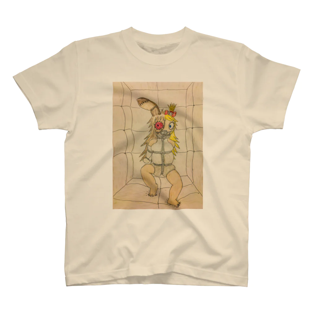 FORGOTTEN NIGHTMAREのPadded Girl Regular Fit T-Shirt