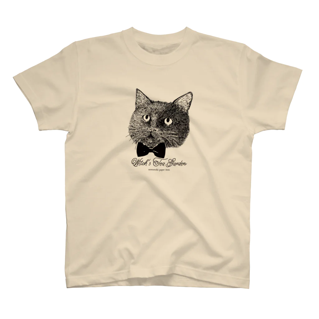 nemunoki paper itemの黒猫のヴィヴィ（蝶ネクタイ） スタンダードTシャツ