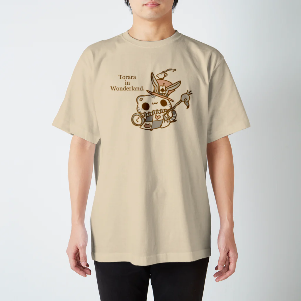 影屋のTorara　in　Wonderland.03 Regular Fit T-Shirt