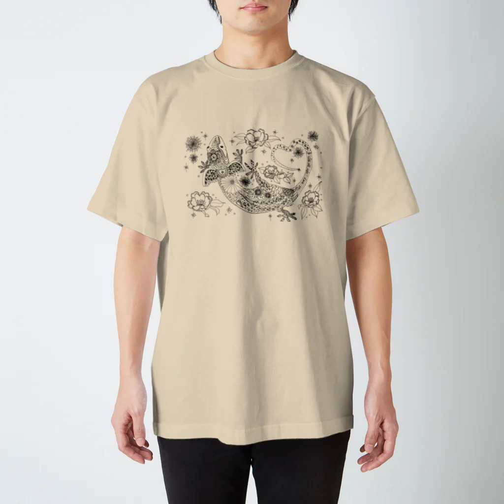 akaricafeのGecko Regular Fit T-Shirt