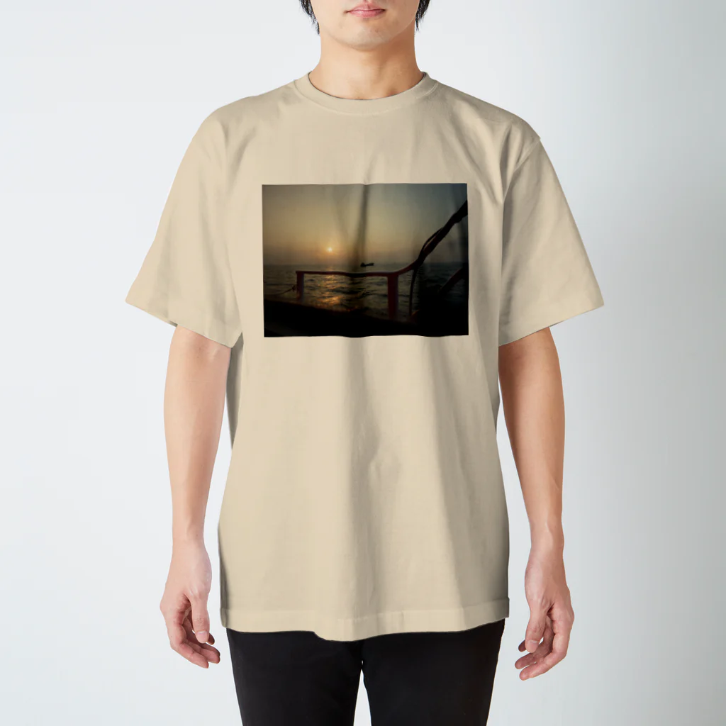 1234の景色 Regular Fit T-Shirt