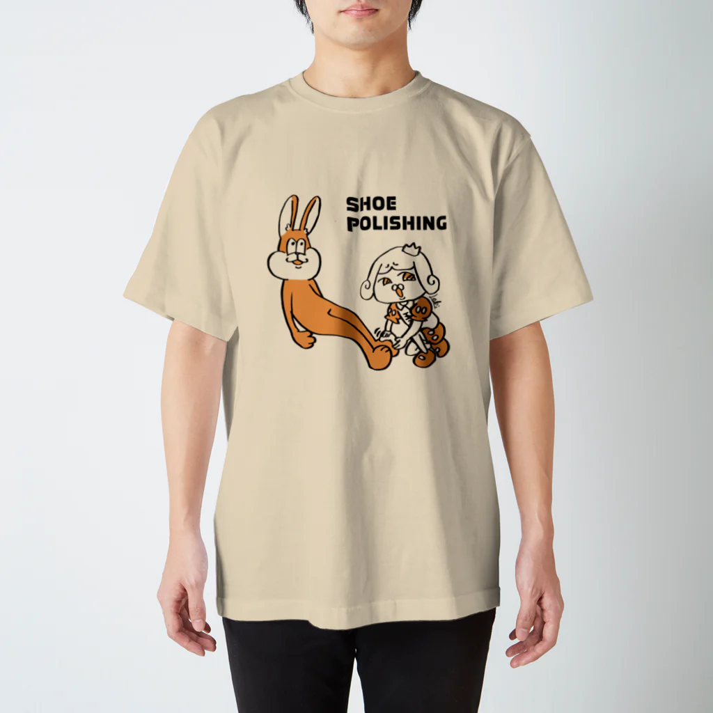 サゲスミン王子描きLOKIの靴磨きの仕事をするサゲスミン王子 スタンダードTシャツ