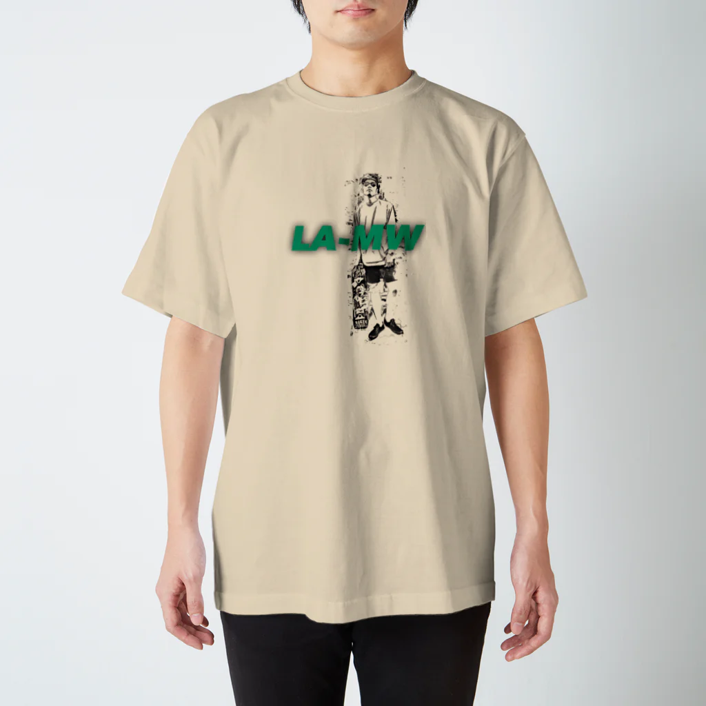 LA・MW（ラ・ムー）のスケーターの人 スタンダードTシャツ