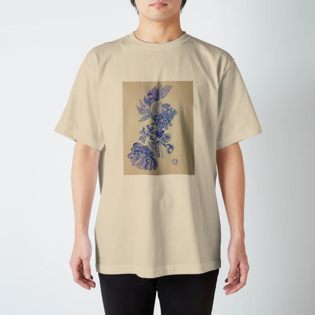 Naomi KurodaのLittle  Flower Regular Fit T-Shirt