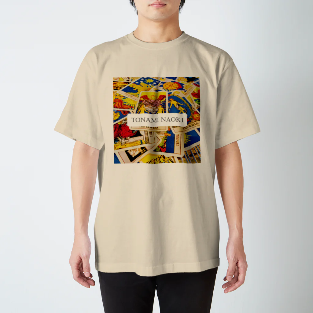 TONAMI NAOKIのタロット物販ブースのTONAMI NAOKI LOGO スタンダードTシャツ