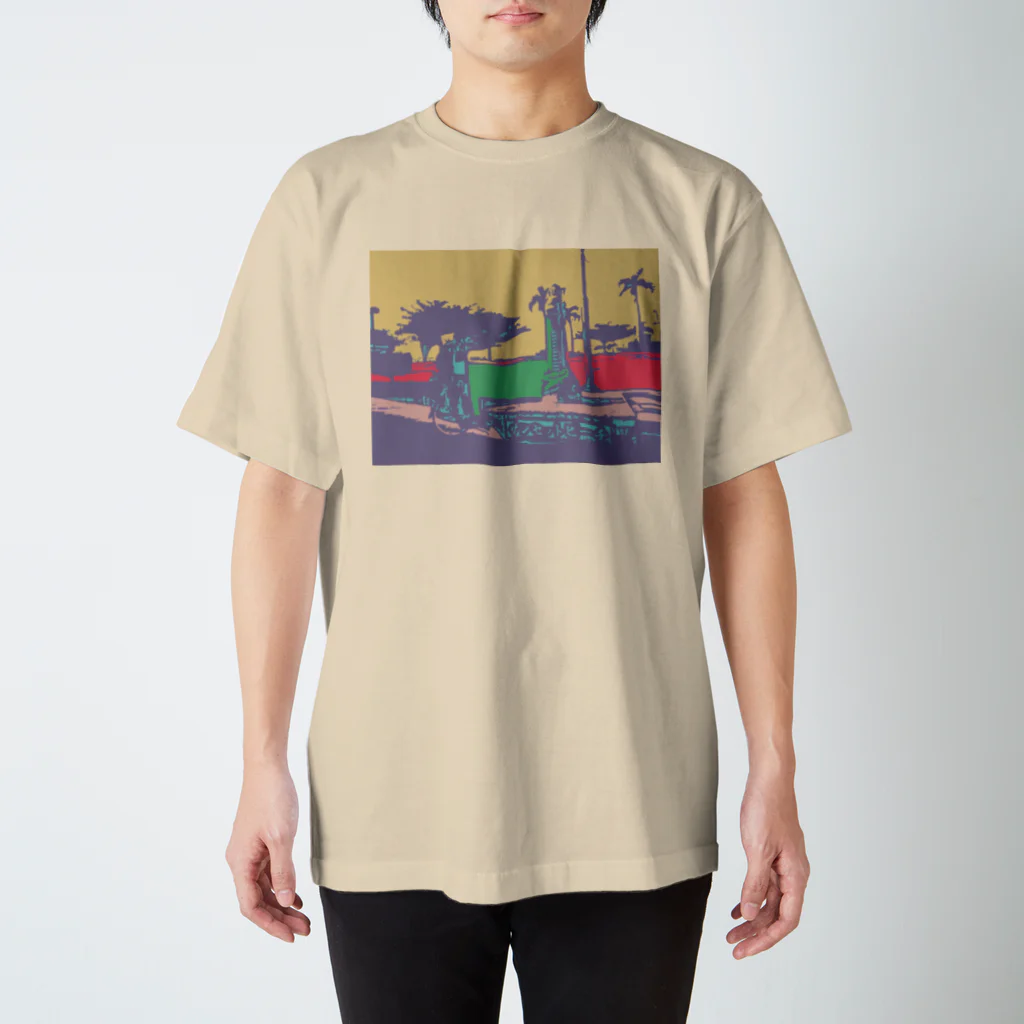 トーマスタイルのサンセットビーチ Regular Fit T-Shirt