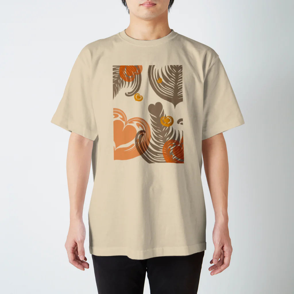 Prism coffee beanの【ラテアート】レイヤーラテアート/オレンジブラウン Regular Fit T-Shirt