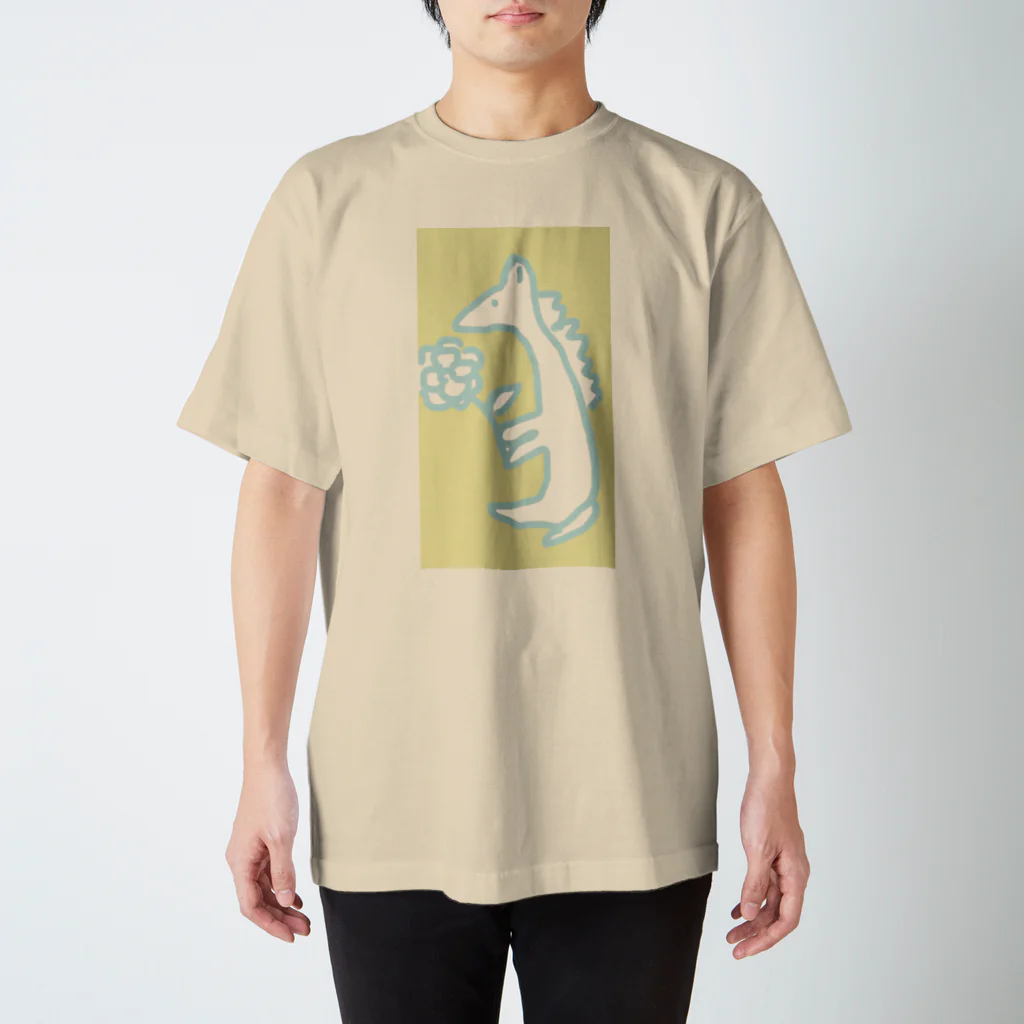 kasumiyolosiyomisuの白馬と花 Regular Fit T-Shirt