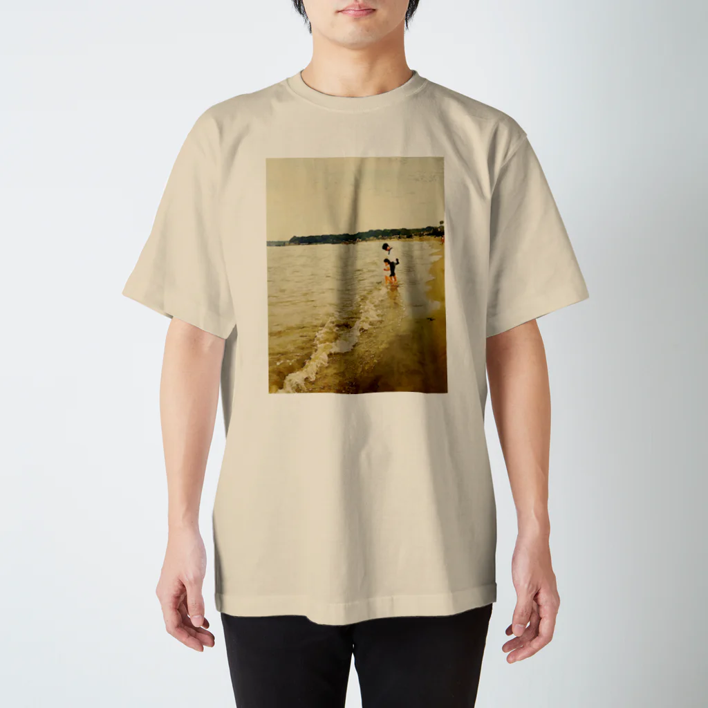 artkreのうみべにて Regular Fit T-Shirt