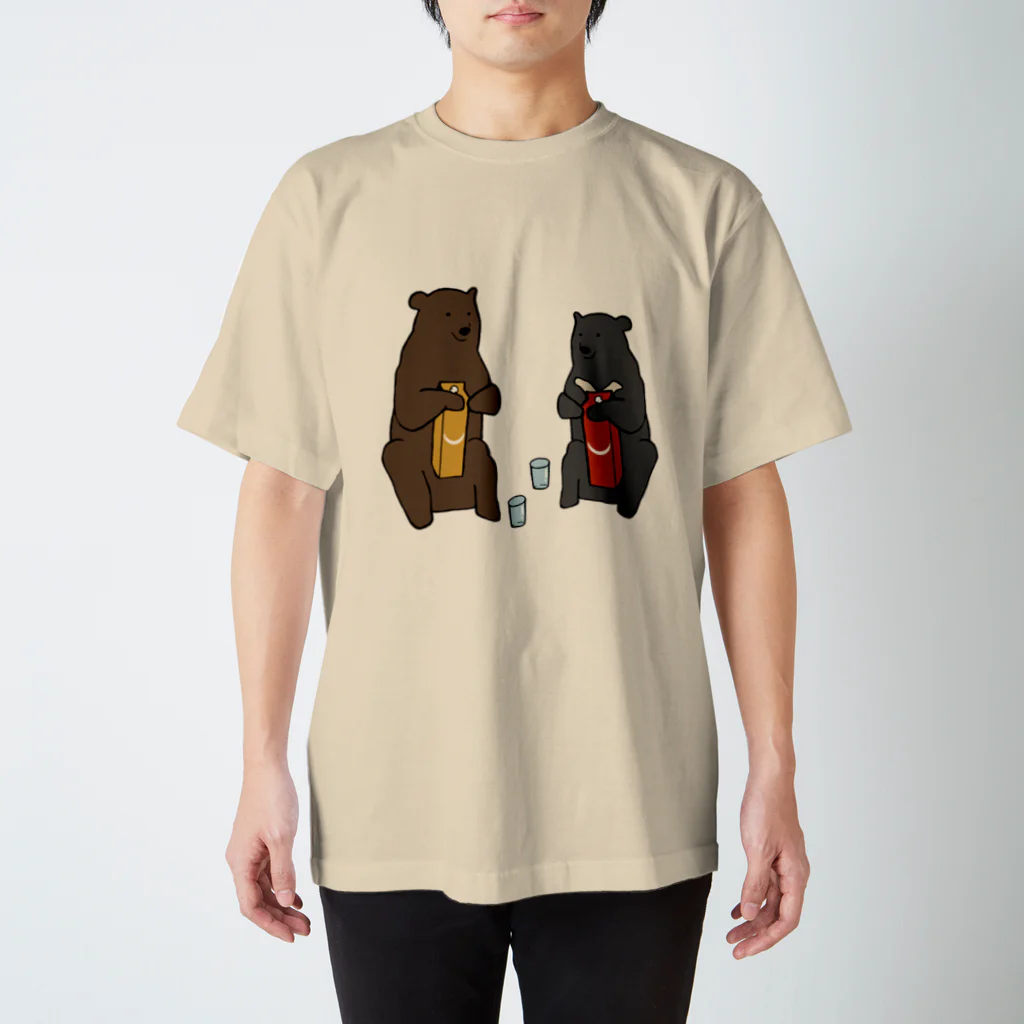 カモシカ亭のヒグマとツキノワグマと日本酒 スタンダードTシャツ