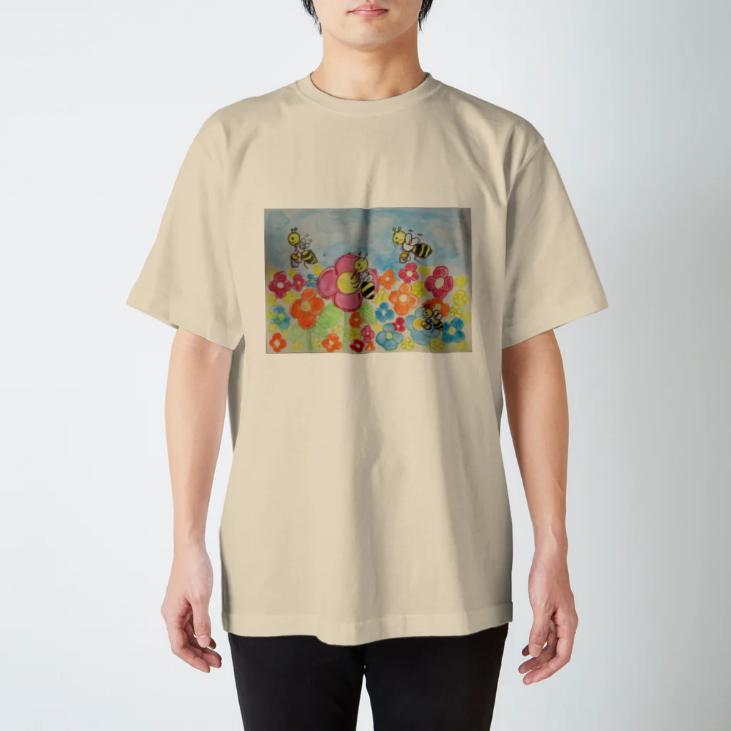 hal's SHOPのミツバチとお花畑 Regular Fit T-Shirt