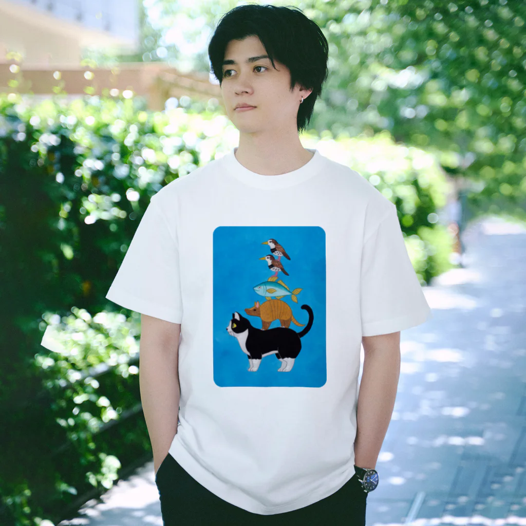 雑貨屋ヨコイマウのどうぶつブレーメン Regular Fit T-Shirt