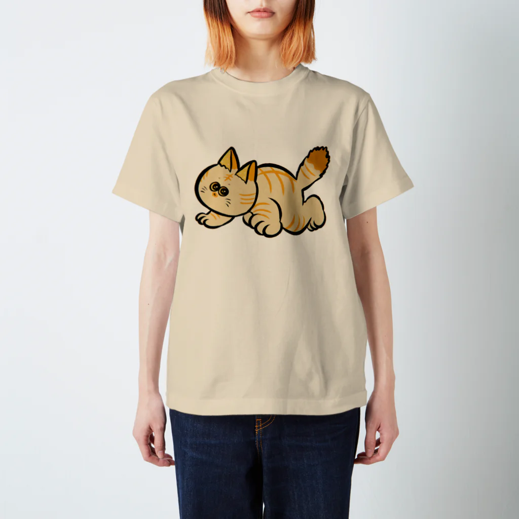 愉快レトロ雑貨屋★39太郎のしっぽボボボ猫のトラ スタンダードTシャツ