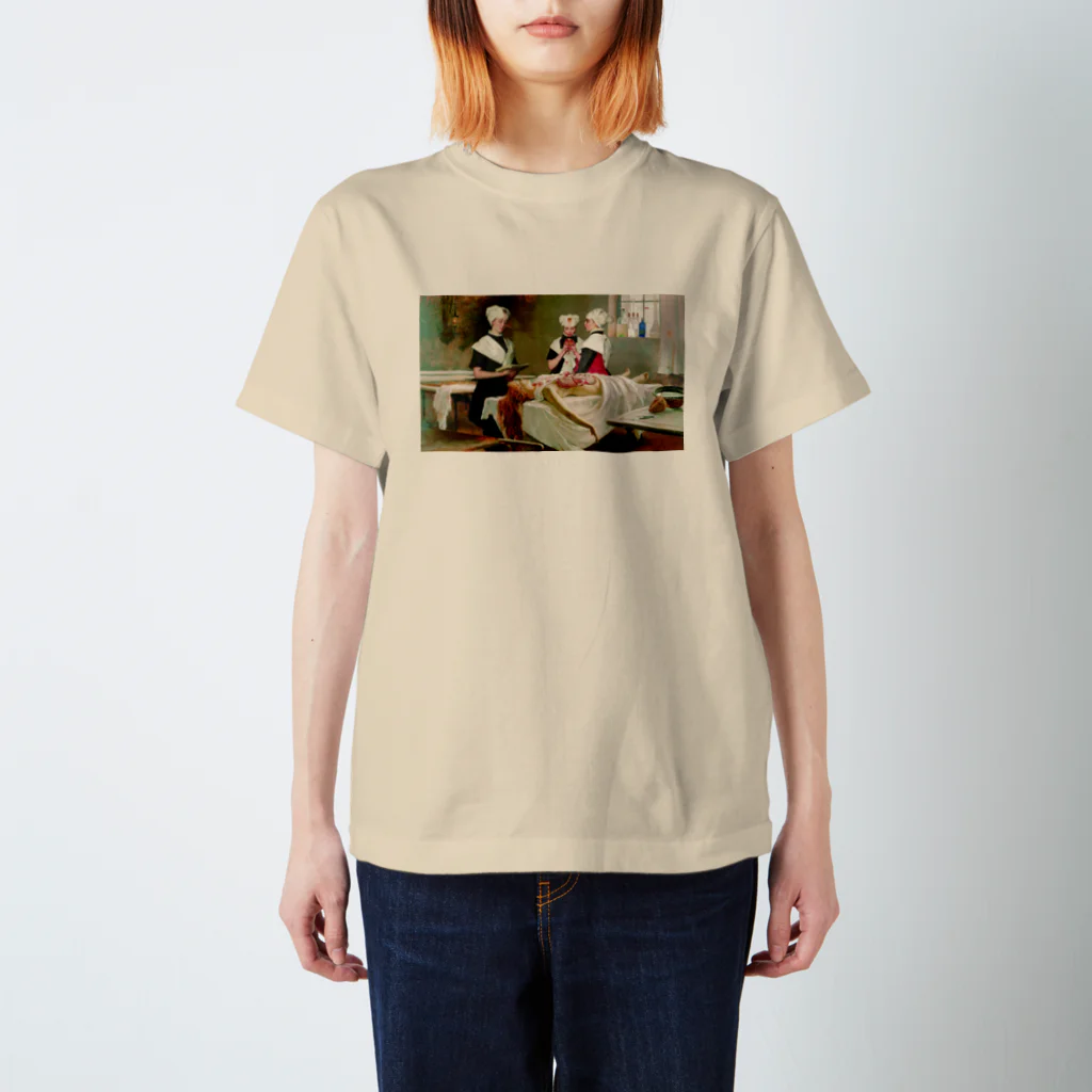 スズキエイミの　Three girls in the morgue Regular Fit T-Shirt