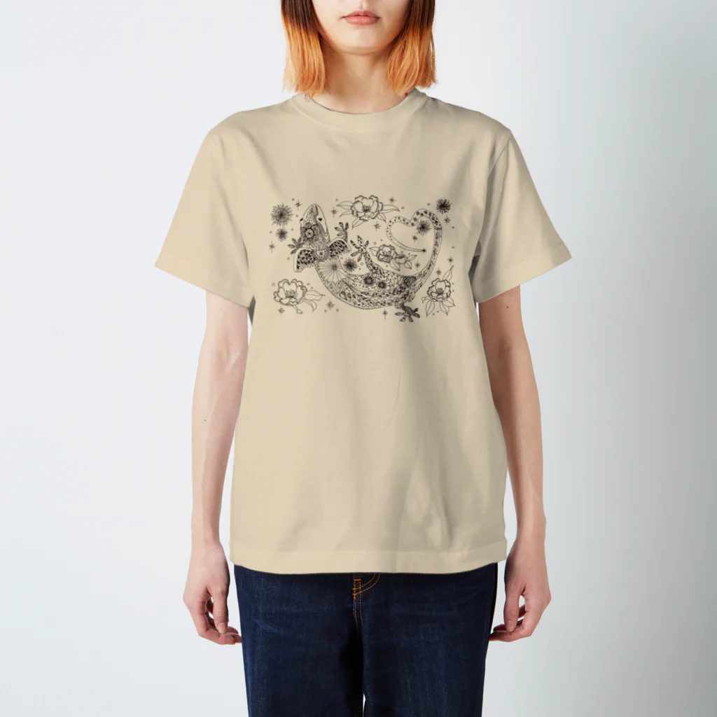 akaricafeのGecko Regular Fit T-Shirt