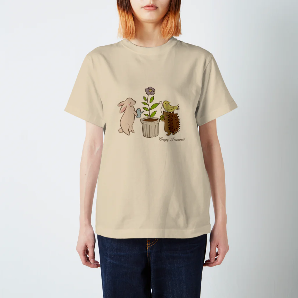 Creepy Treasures!のなかよくつくろう♪ Regular Fit T-Shirt