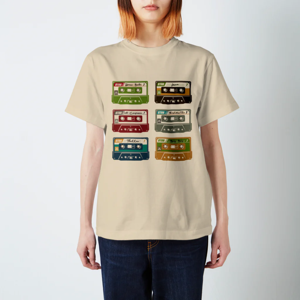 yoonのレトロカセットテープ スタンダードTシャツ