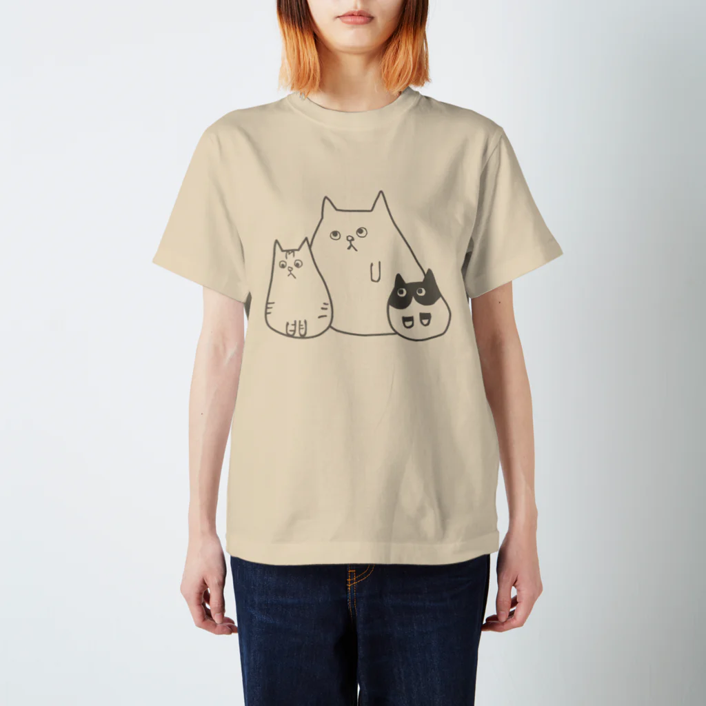 猫ひげ食堂のいつもの３猫 スタンダードTシャツ