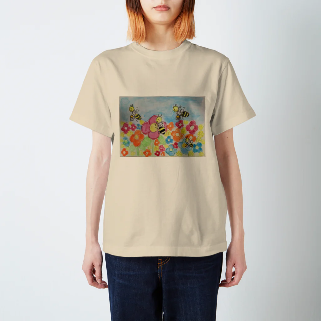 hal's SHOPのミツバチとお花畑 Regular Fit T-Shirt