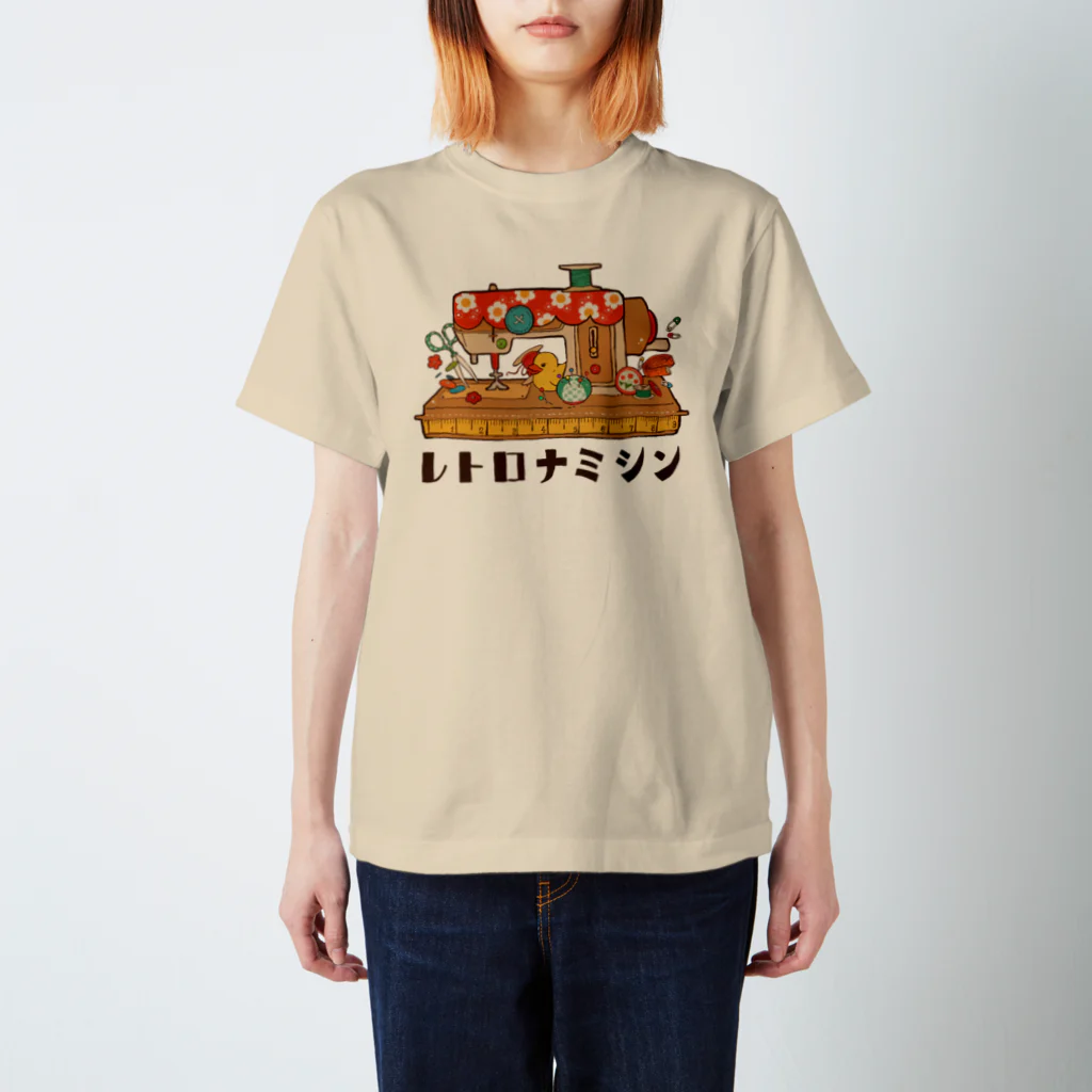 らぶかのレトロナミシン Regular Fit T-Shirt