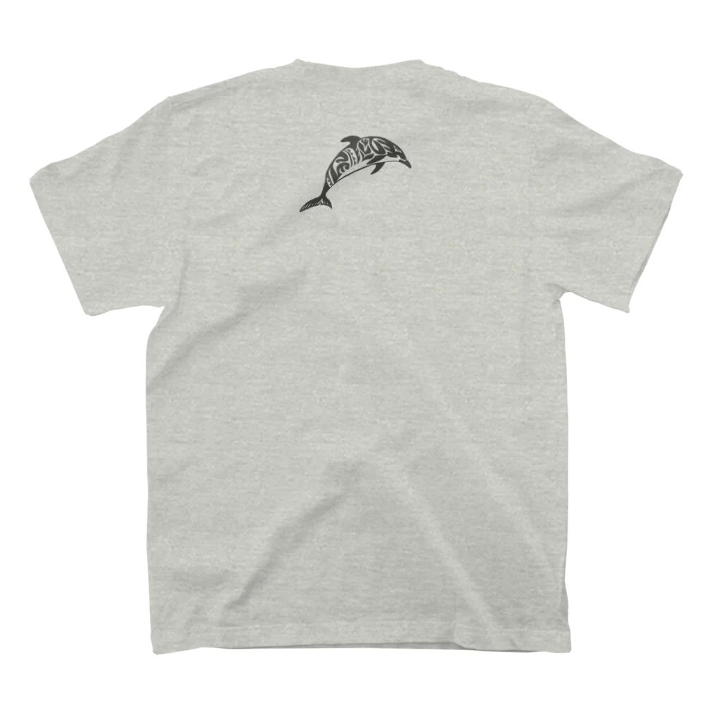 Noa Noa Art ＆ DesignのDolphin｜イルカ Regular Fit T-Shirtの裏面