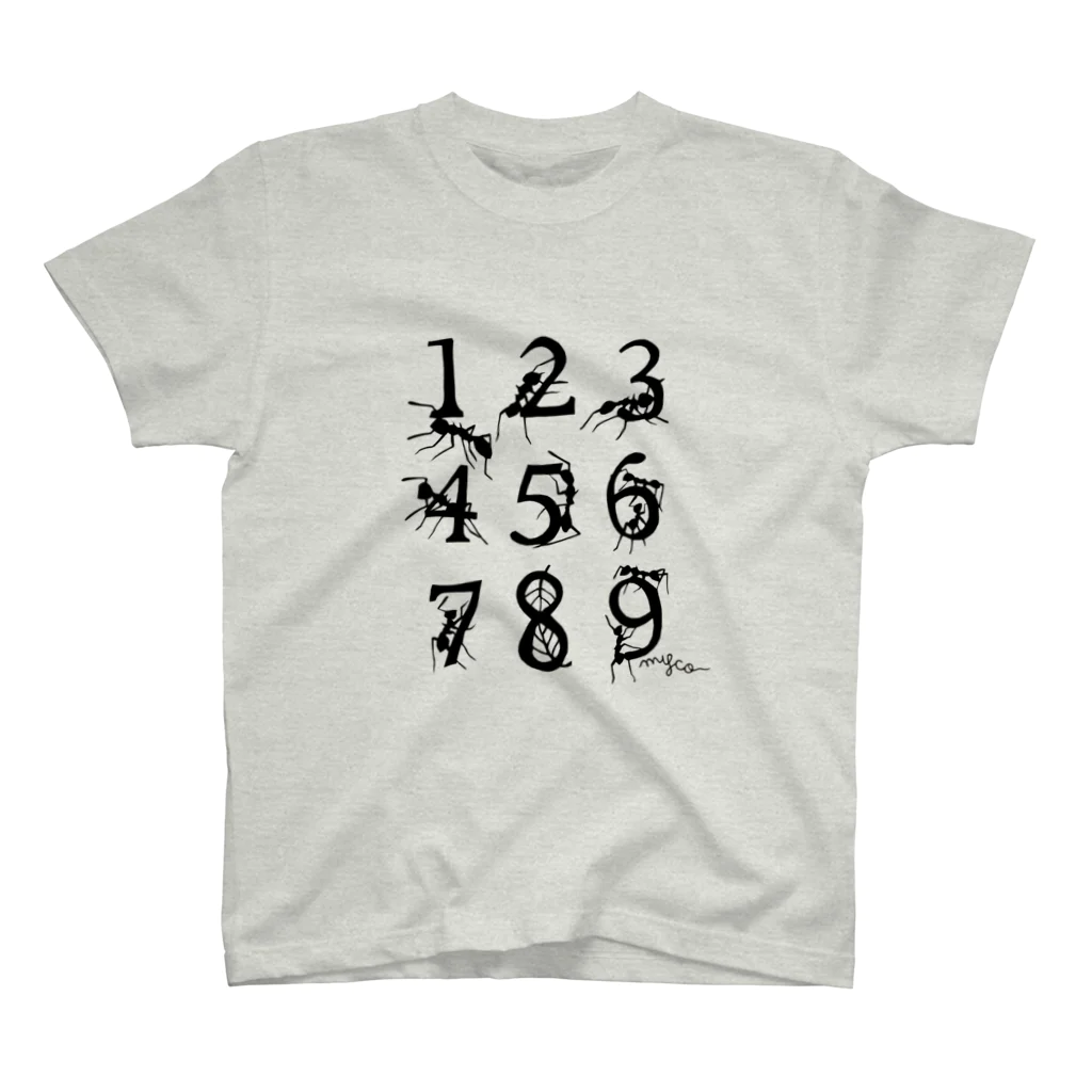 まいこふの数字を運ぶアリ Regular Fit T-Shirt
