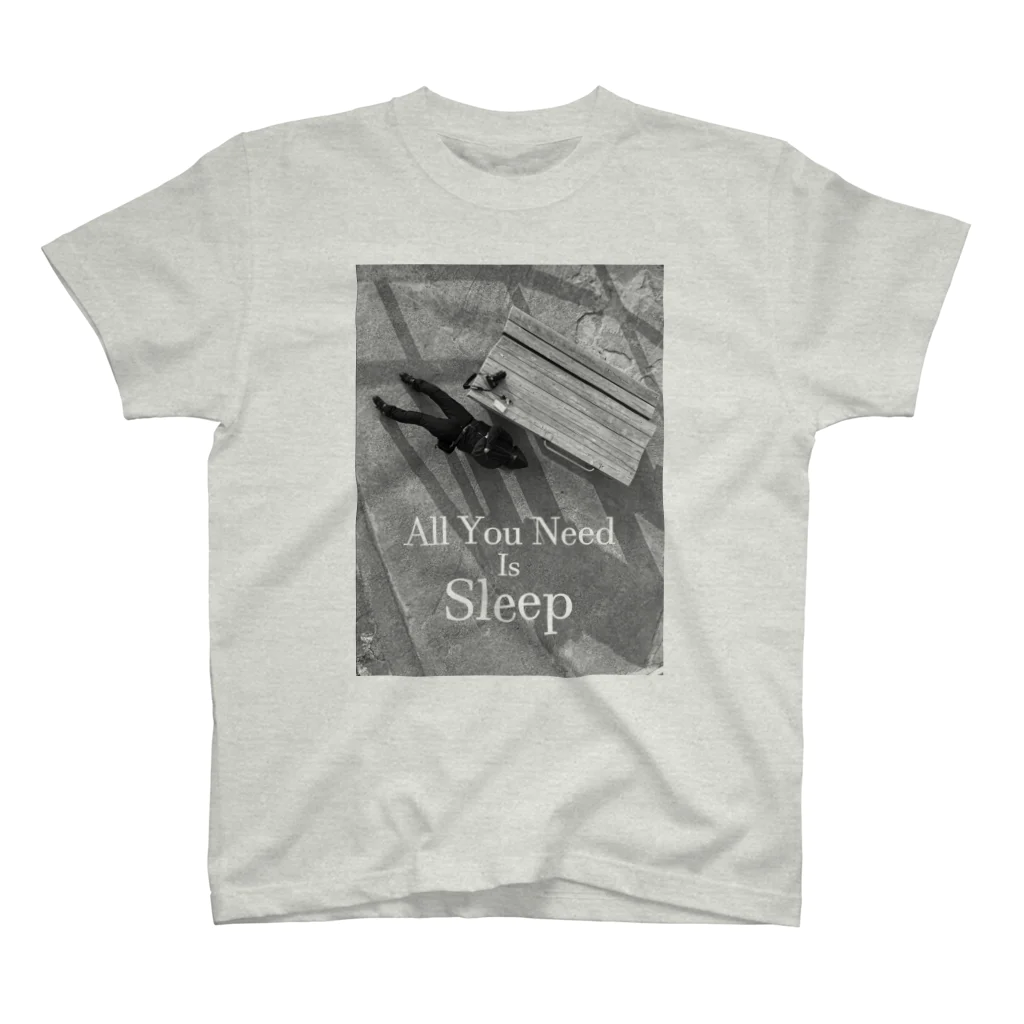 だずるの写真を使った何か店のAll You Need Is Sleep Regular Fit T-Shirt