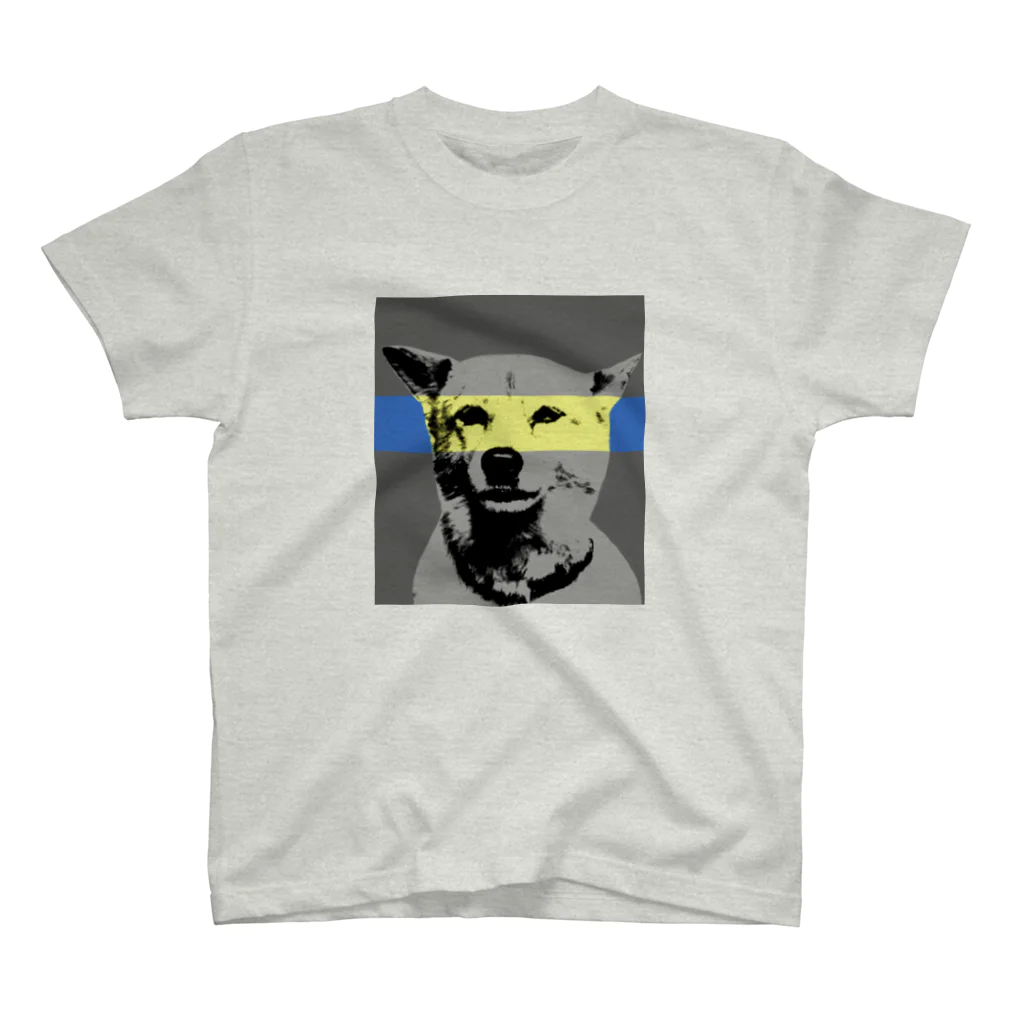 死んだ目の犬《SMINu》の目が死んでる犬 Regular Fit T-Shirt