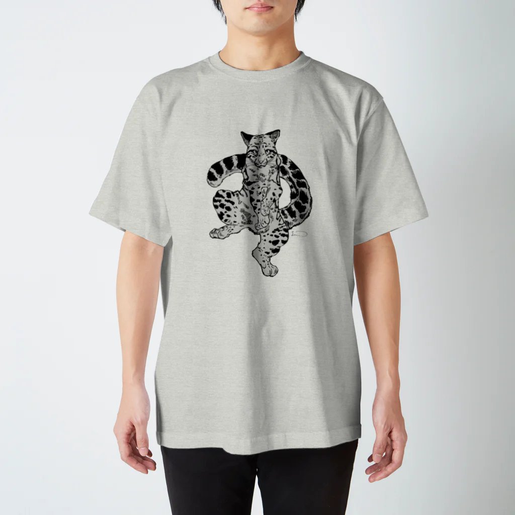 稲尾のウンピョウ Regular Fit T-Shirt