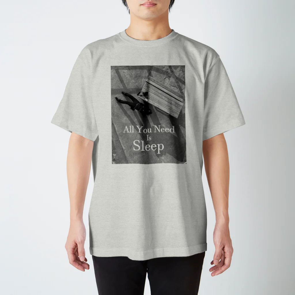 だずるの写真を使った何か店のAll You Need Is Sleep スタンダードTシャツ