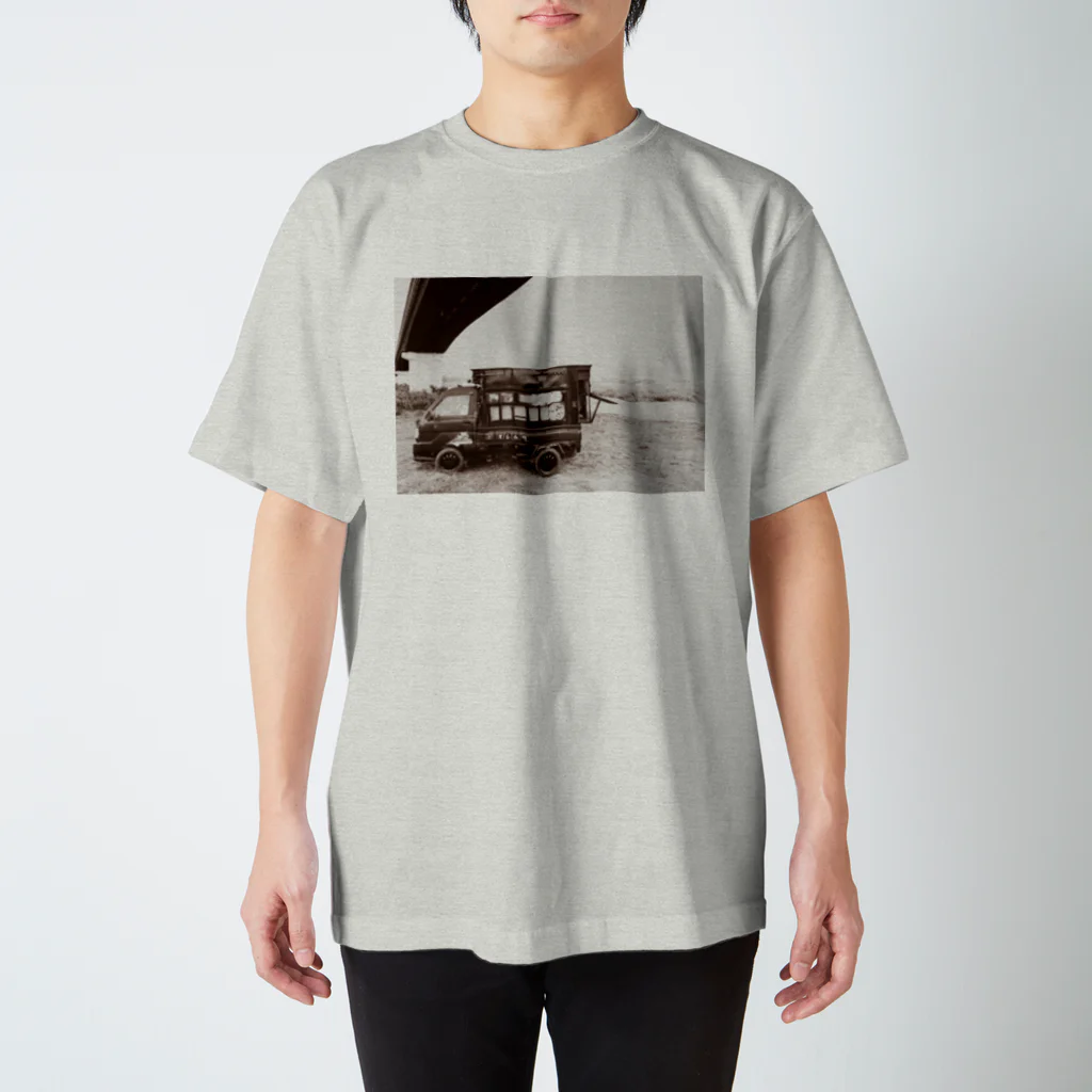 oshimuraの移動販売車！ Regular Fit T-Shirt