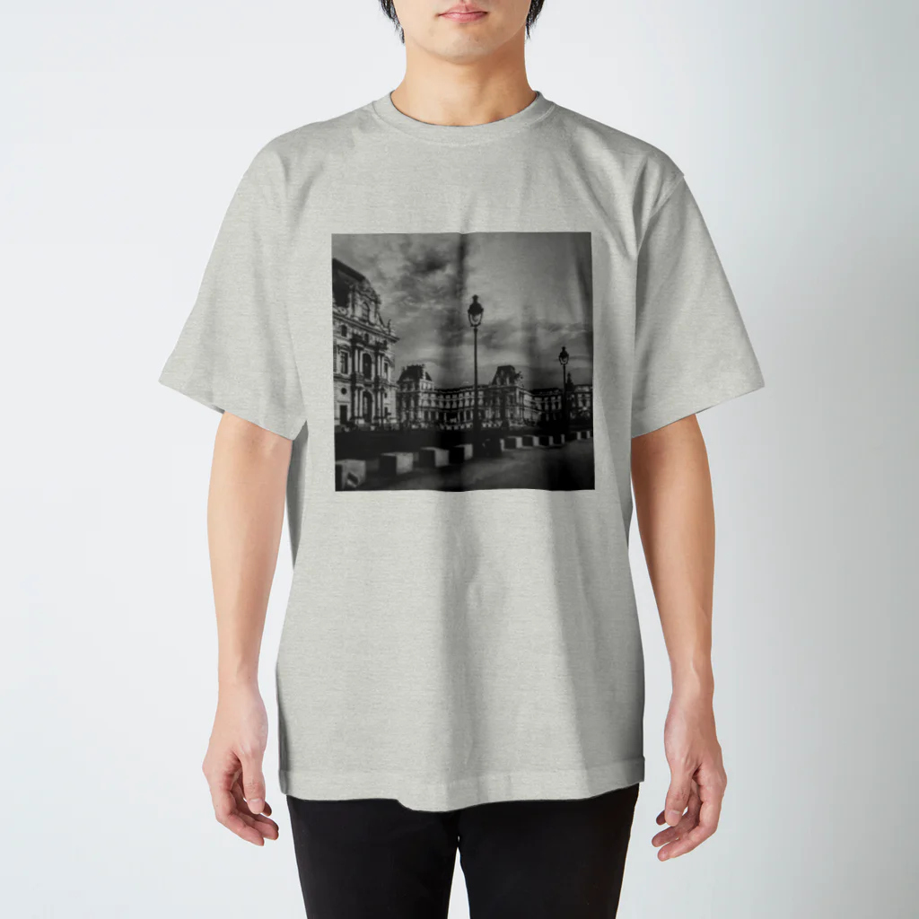 Nikki Parisのâge -Old Paris- Regular Fit T-Shirt