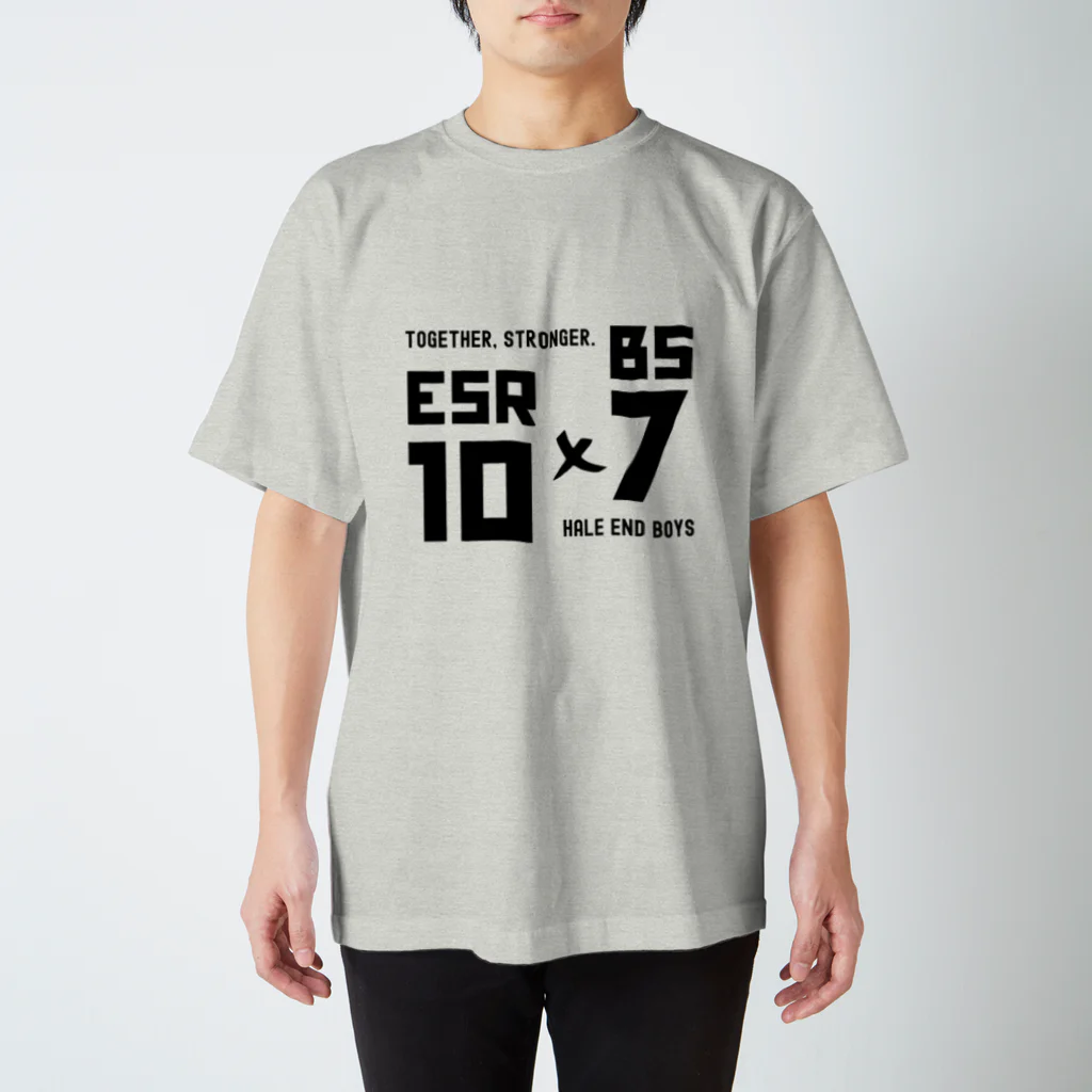 Design UKのサカ&スミスロウ モノトーン Regular Fit T-Shirt