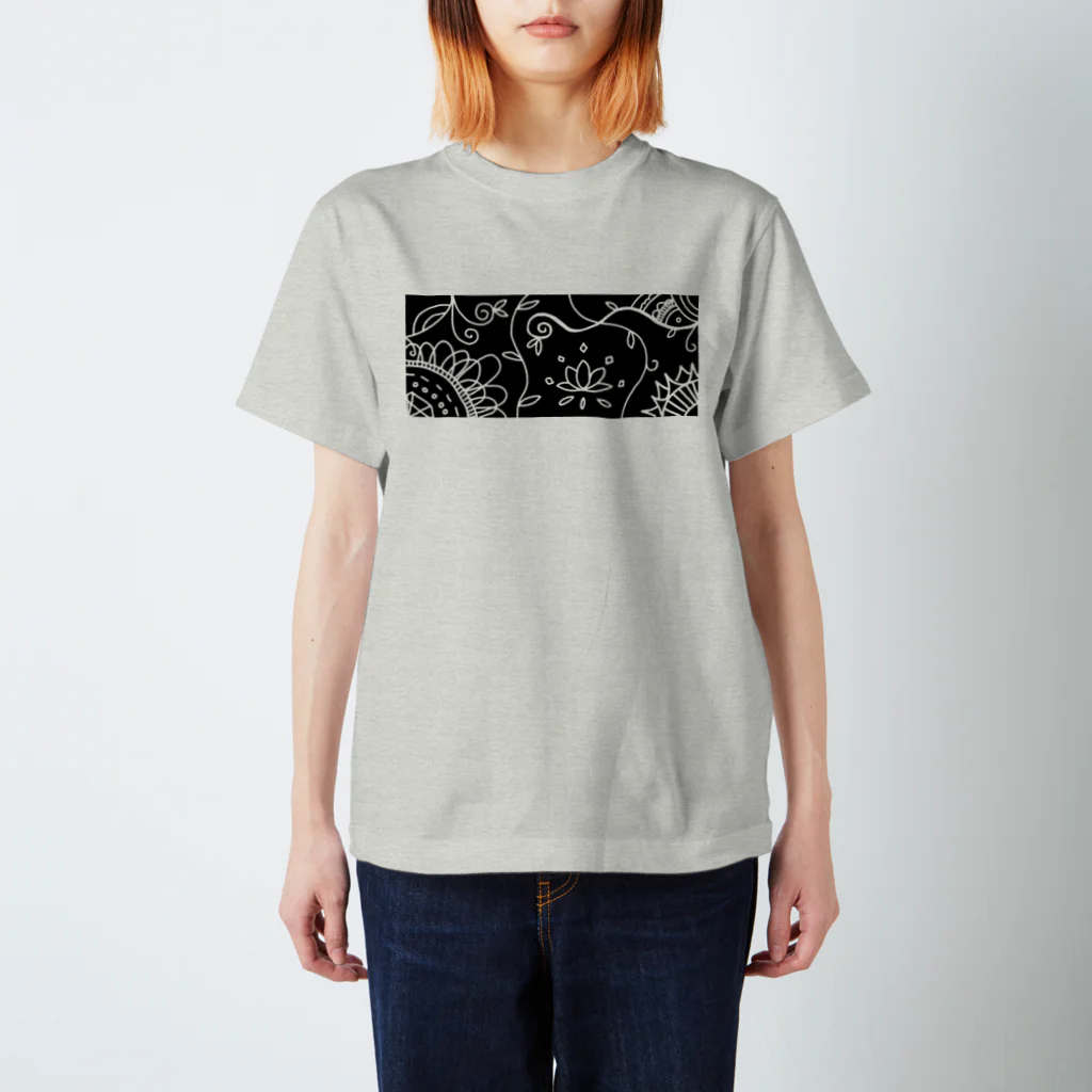 maru houseのアジアン風モノクロ Regular Fit T-Shirt