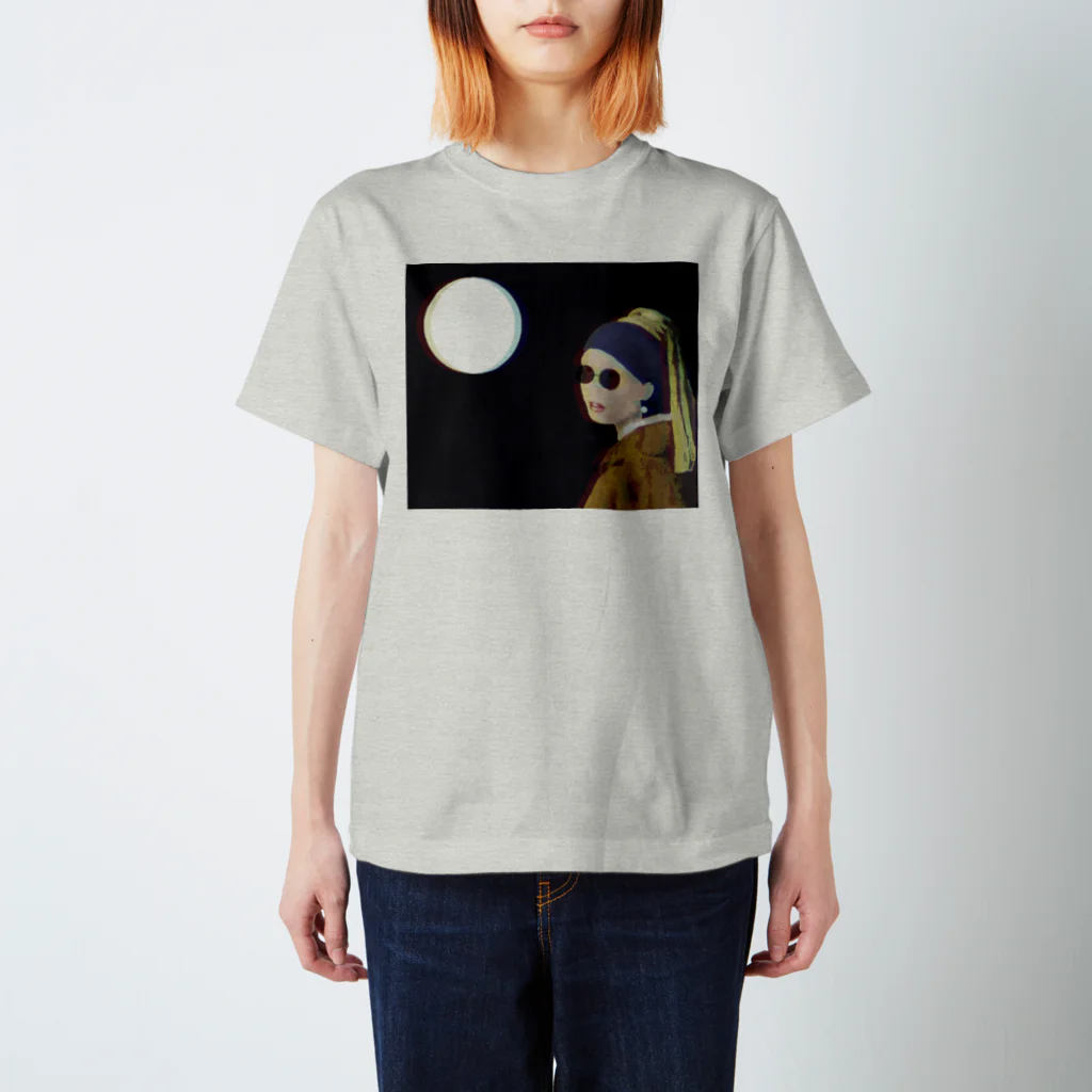 お寿司の真珠の耳飾りのサングラス少女 -girl with a pearl earring & sunglasses- スタンダードTシャツ