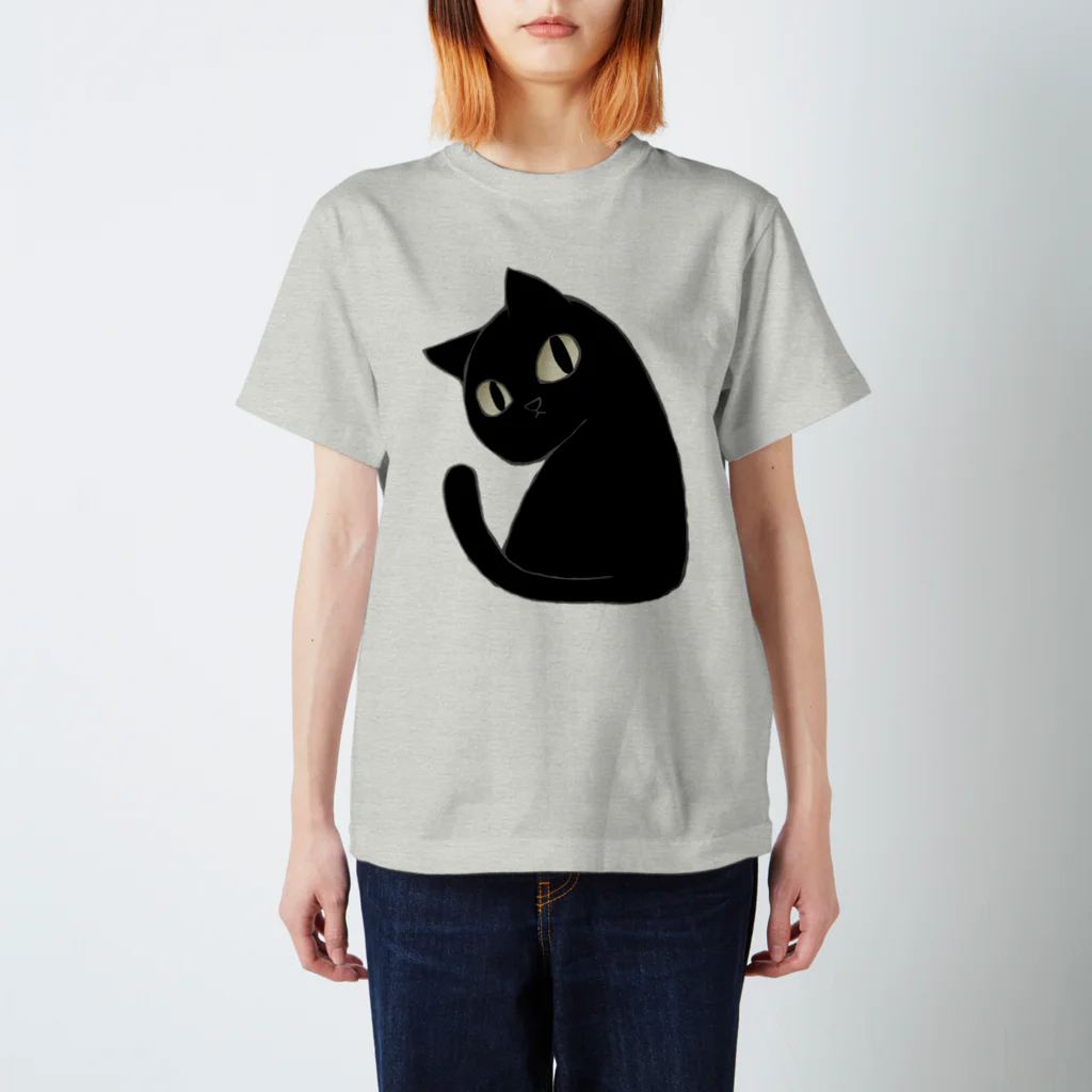 ポイズン抹茶の黒猫 Regular Fit T-Shirt