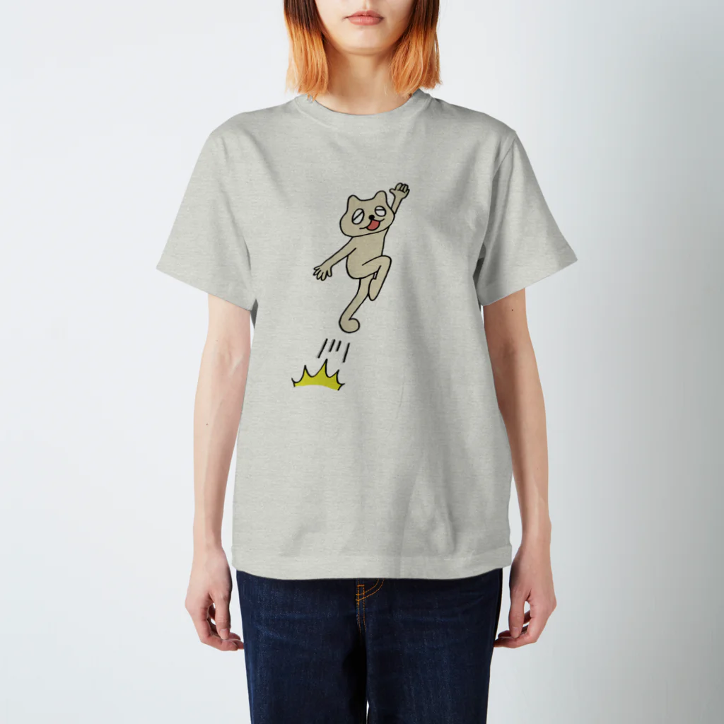 maco-necoのジャンピング マコネコ Regular Fit T-Shirt