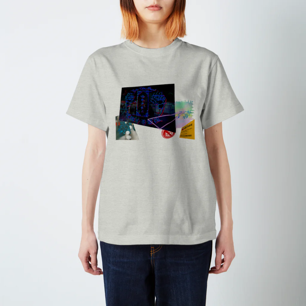 加藤亮の電電電電電電電電電脳チャイナパトローローローローローローロールルルルルルルルルルルルルルル Regular Fit T-Shirt