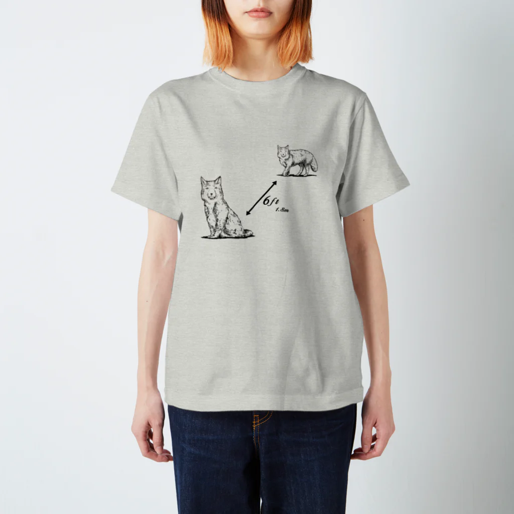 PygmyCat　suzuri店の6ft開けるチベットスナギツネ スタンダードTシャツ