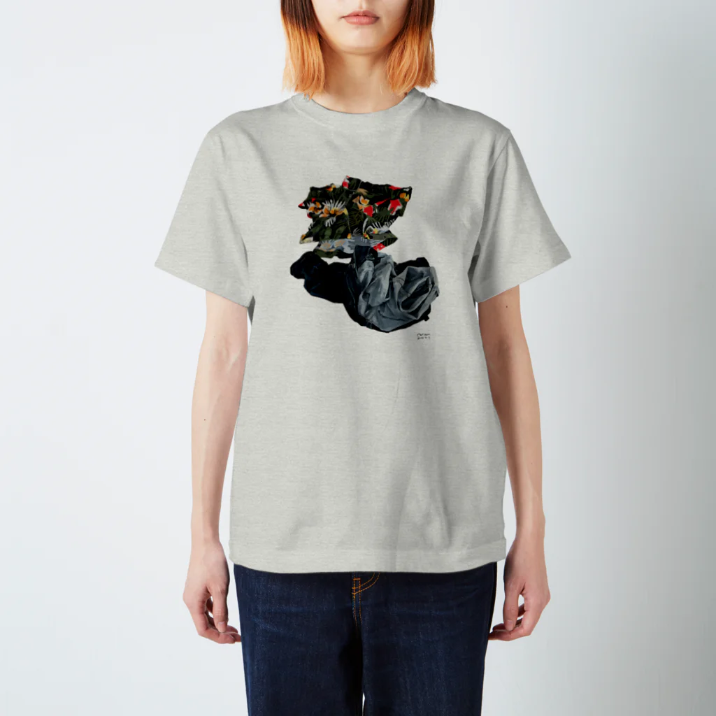 にくまん子の殻 Regular Fit T-Shirt