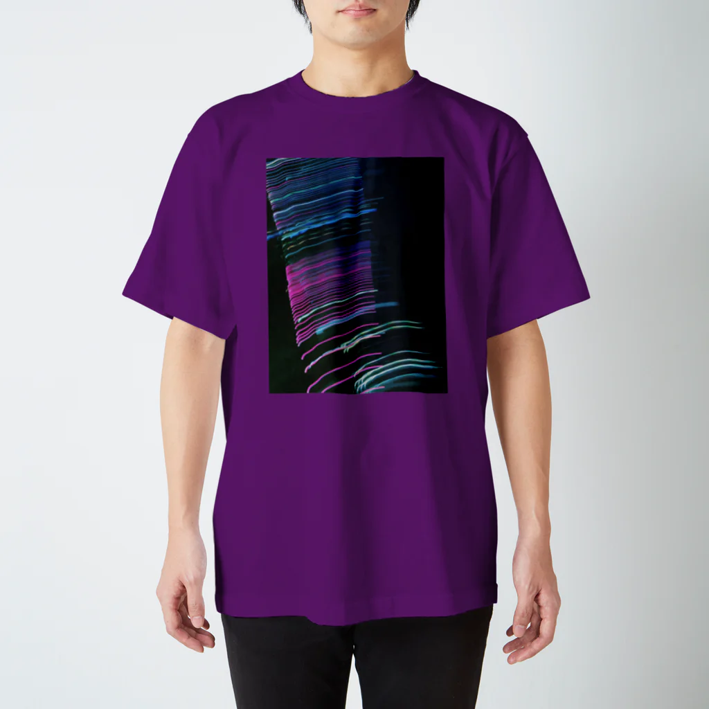 Milliのブレブレの夜景 スタンダードTシャツ