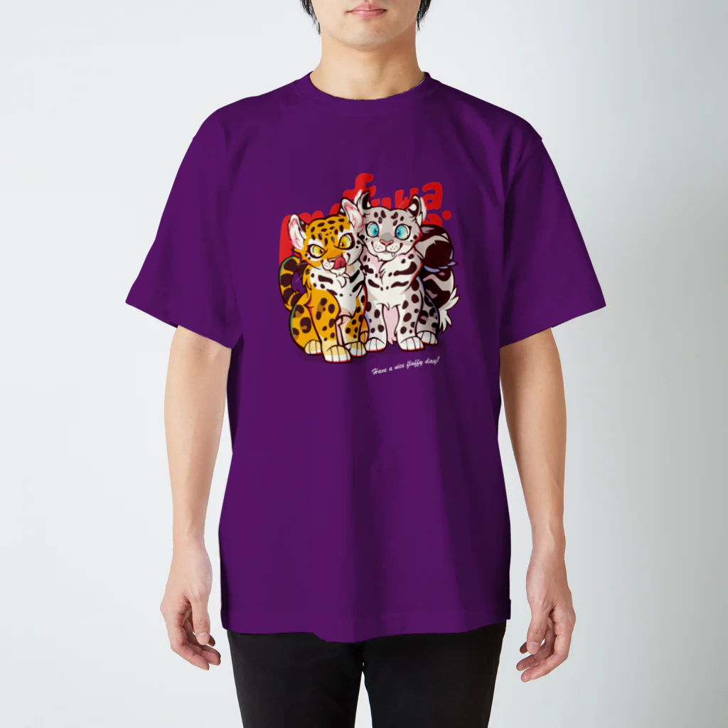 mofuwaのLEOPARD TWINS(dark colors) Regular Fit T-Shirt