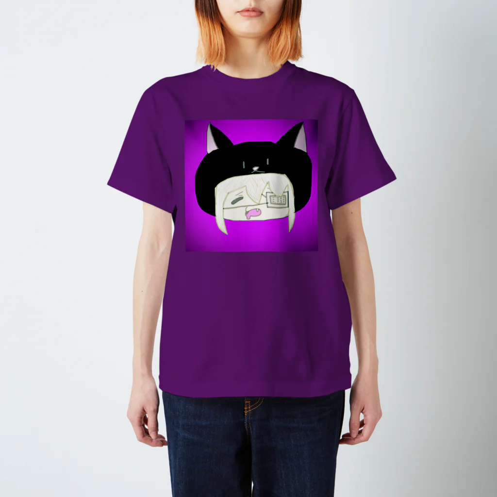 市イラストグッズショップの猫娘 Regular Fit T-Shirt