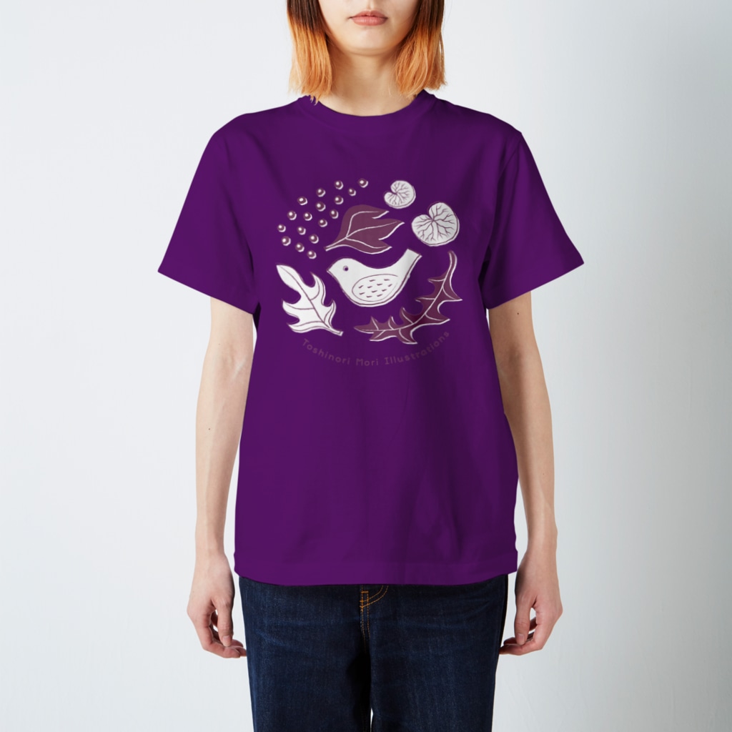 TOSHINORI-MORIの鳥と野ぶどう（ムラサキ） Regular Fit T-Shirt
