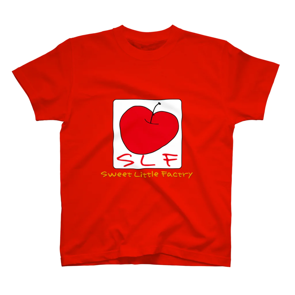 Sweet Little Factryのショップロゴりんごマーク Regular Fit T-Shirt