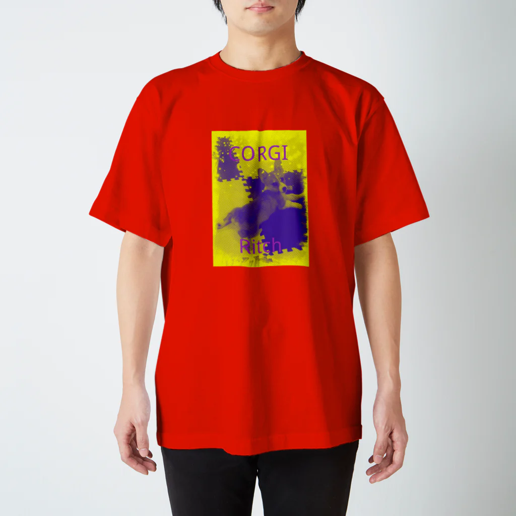ichiyac designのコーギーのリッチ スタンダードTシャツ