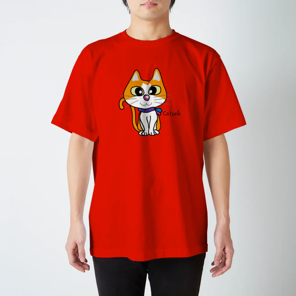 Catoneのマフラーを巻いた猫シリーズ Regular Fit T-Shirt