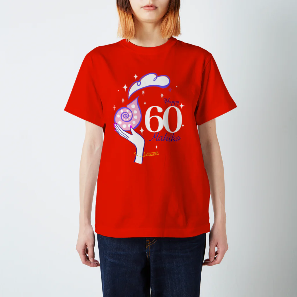 HILOMIOのまきこさん Regular Fit T-Shirt